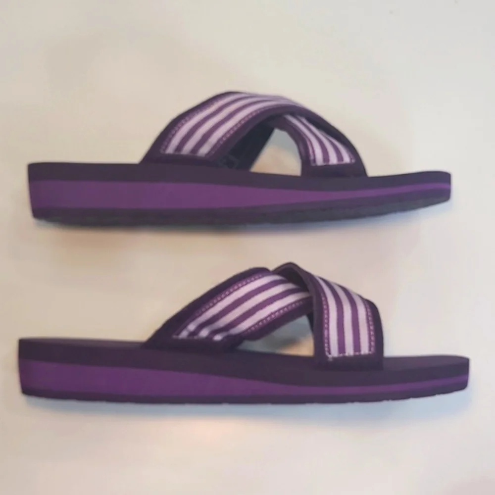 Lands' End Criss-Cross Slip-on Sandal Foam Sole Striped Strappy Beachy Slides